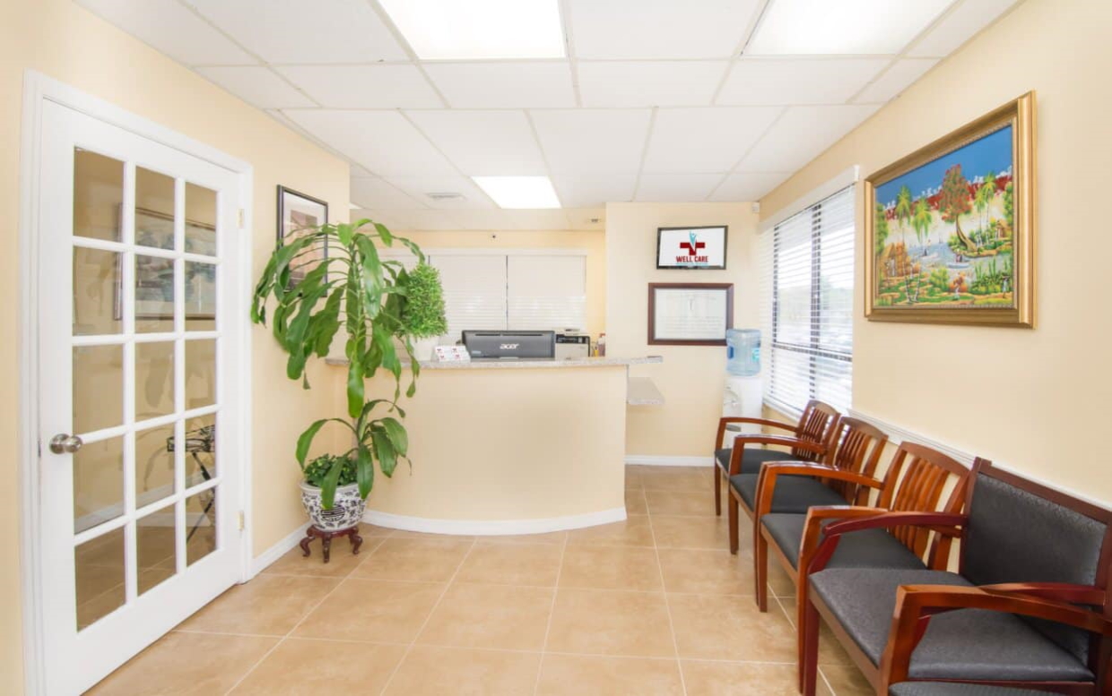 Entrance Area of Chiropractor In West Palm Beach office