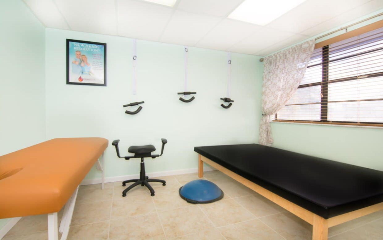 Physical Therapy Room of Chiropractor In West Palm Beach office